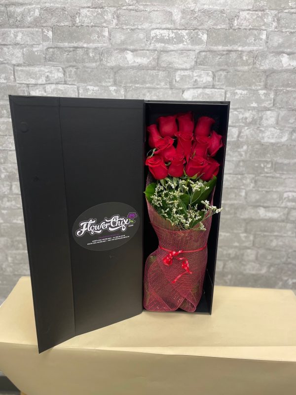 2025 Rose Special! Dozen Roses in a Box