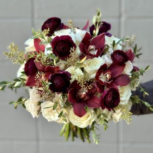White Merlot bridesmaid bouquet