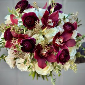 White Merlot bridal bouquet