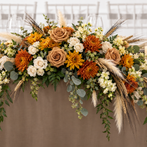 Cinnamon Rose Head Table Arrangemnet